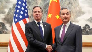 Das Verhältnis zwischen den USA und China ist angespannt. Das zeigte nun auch das Treffen von US-Außenminister Antony Blinken (l) und Chinas Außenminister Wang Yi. Foto: Mark Schiefelbein/AP POOL/dpa