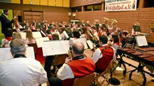 Jahreskonzert: Musikverein Mitteltal entführt in die Berge