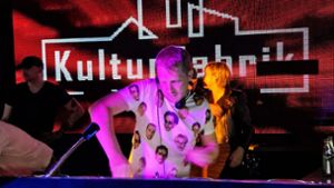 Comedian und DJ: 150 Gäste feierten mit Oliver Pocher als DJ in der Kulturfabrik Albstadt