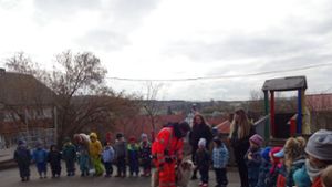 Blaulichttage Kindergarten Trichtingen: Rettungshundestaffel gewinnt Versteckspiel