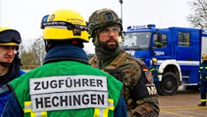 Bundeswehr im Zollernalbkreis: Feldjäger mit Blaulicht auf B27 – das steckt dahinter