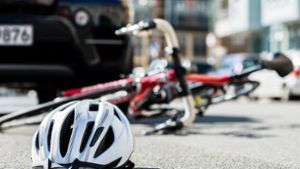 60-jähriger Fahrradfahrer überschlägt sich bei Unfall in Furtwangen